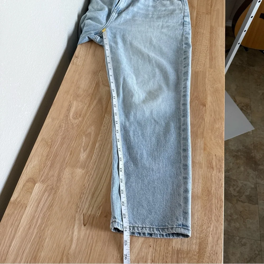 American Eagle Women’s Strigid Mom Light Blue Jeans Size 12 XShort - Picture 10 of 10